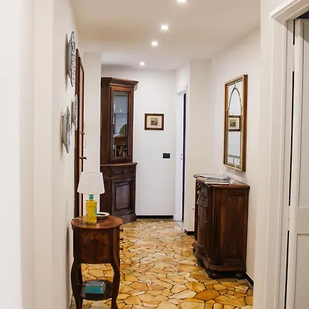 Casa Mariuccia - A Due Passi Dal Mare Apartment Savona Exterior photo